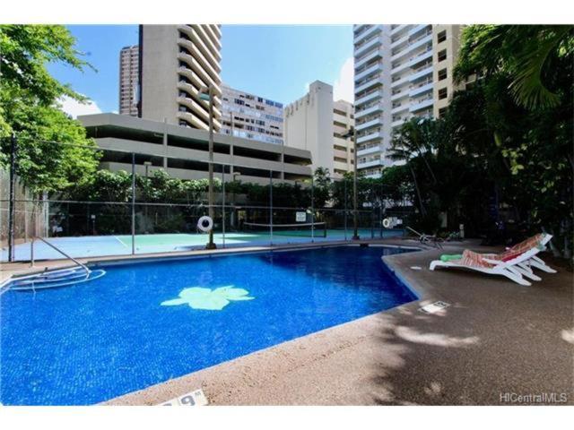 Waikiki Studio Steps To Beach-Mall Free Parking-Wifi Honolulu Ruang foto