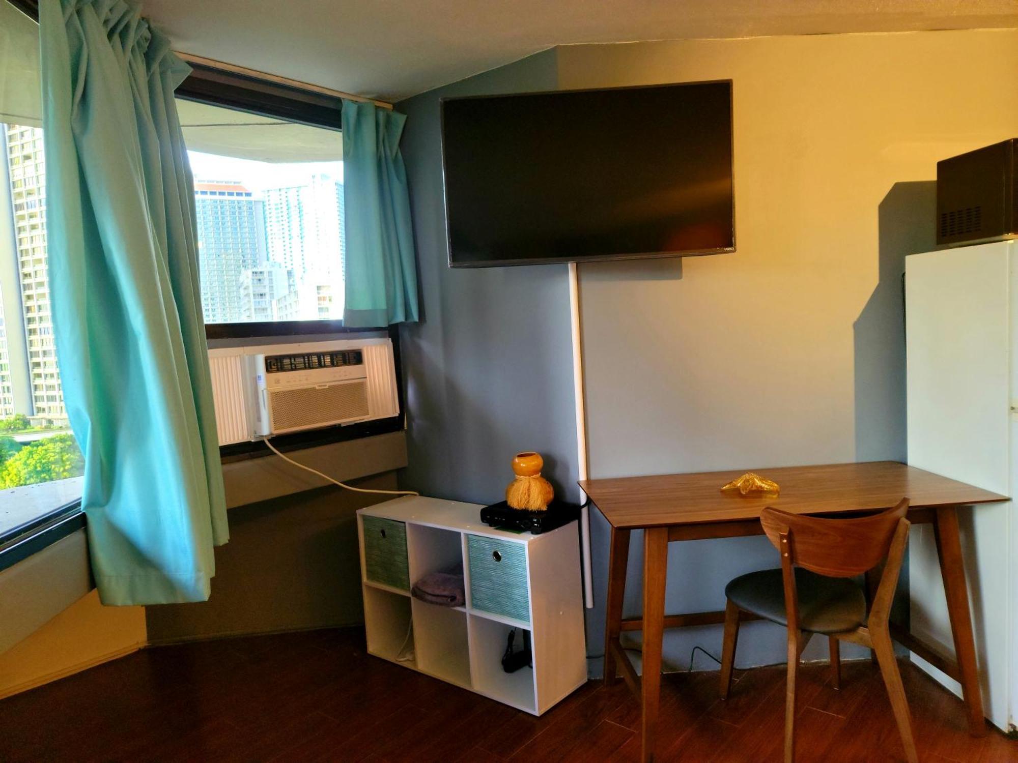 Waikiki Studio Steps To Beach-Mall Free Parking-Wifi Honolulu Ruang foto