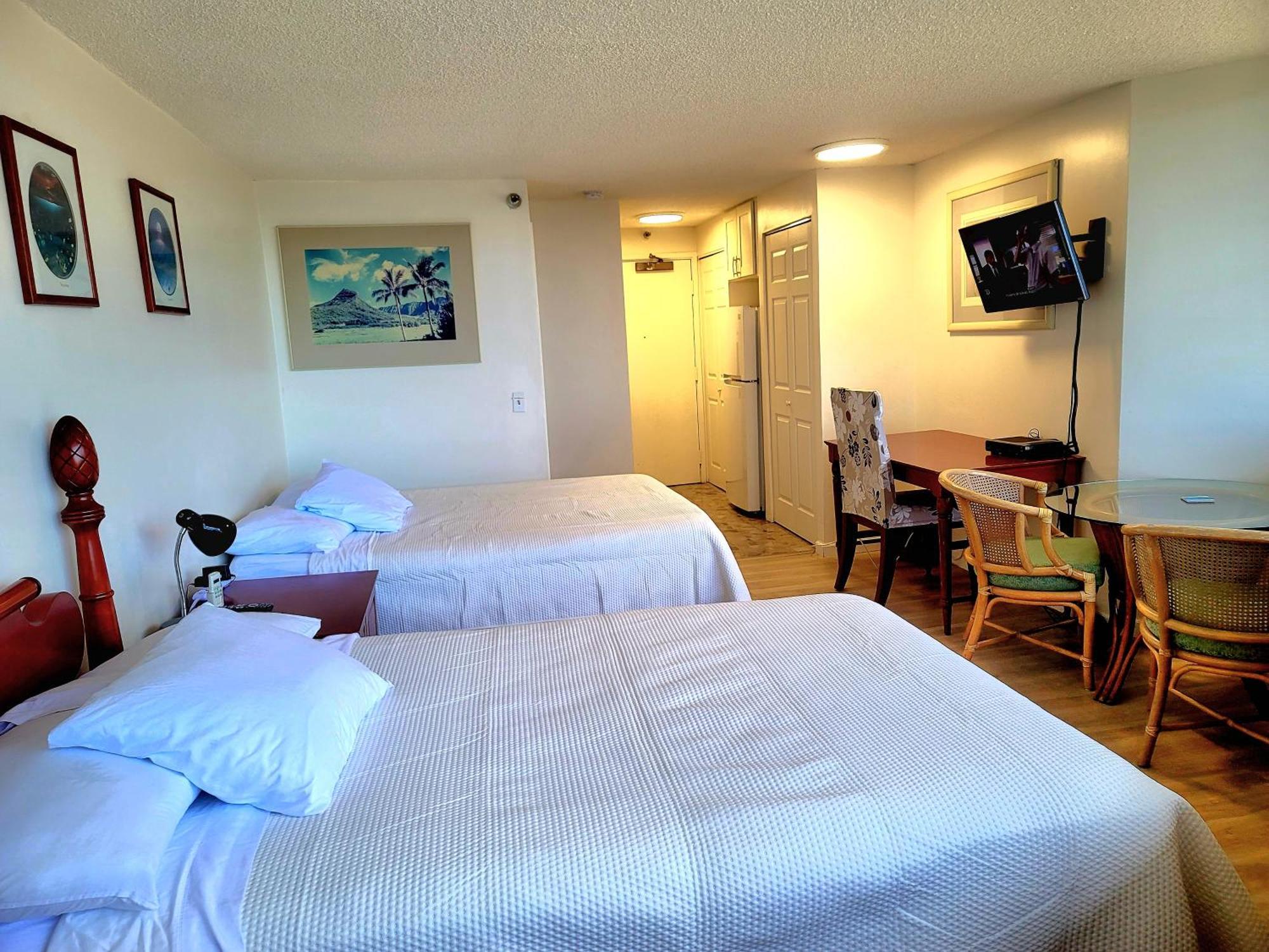 Waikiki Studio Steps To Beach-Mall Free Parking-Wifi Honolulu Ruang foto